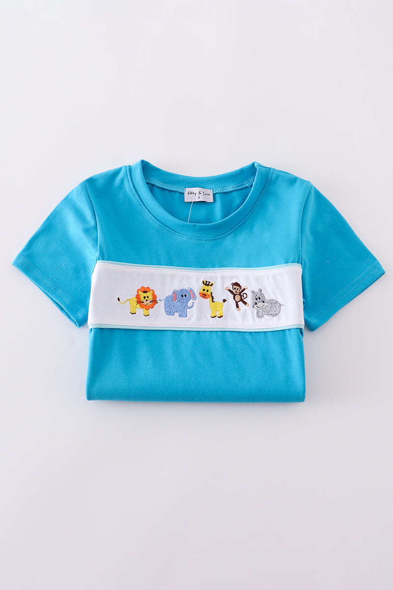 Blue seersucker animal embroidery set