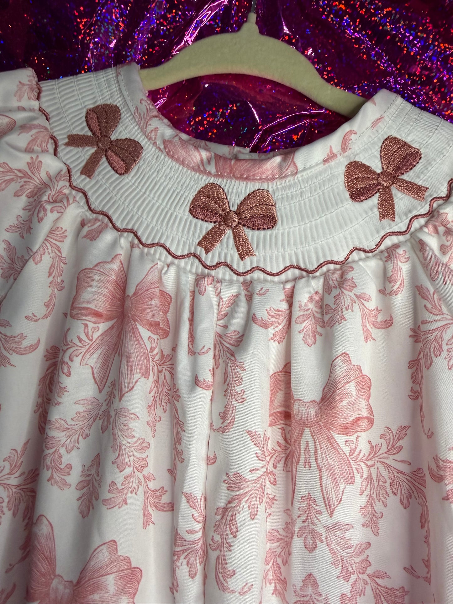 Smocked Bow Romper / With Snaps