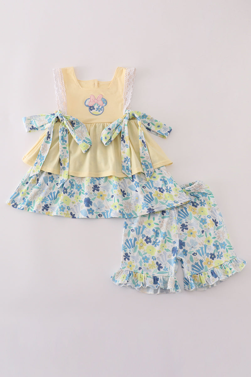 Yellow floral character applique shorts set