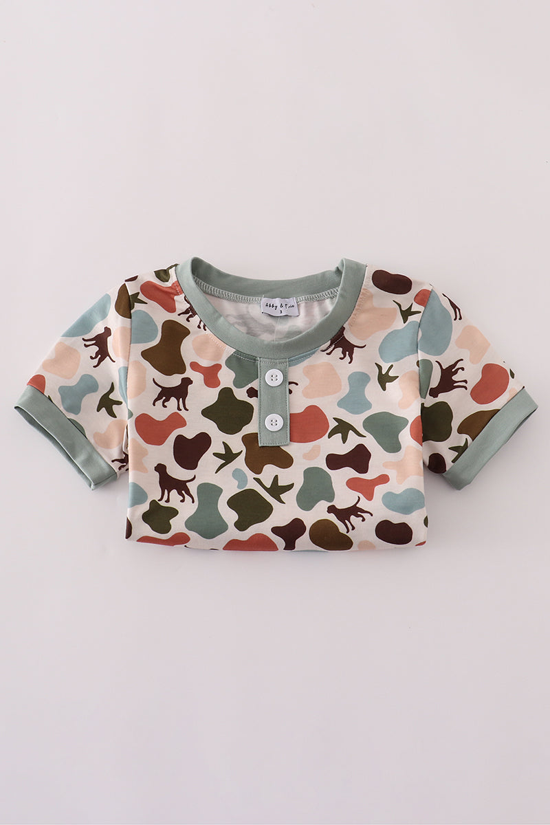 Green hunting print shorts set