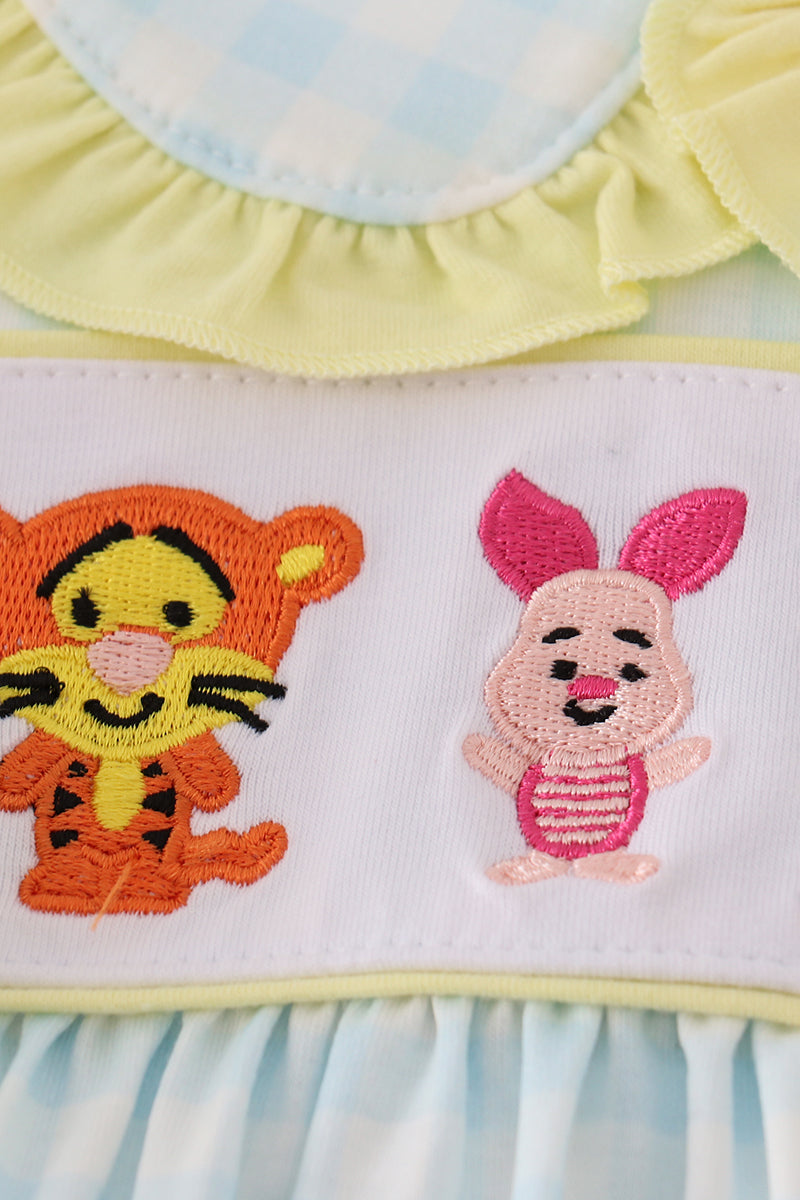 Blue character embroidery gingham ruffle shorts set